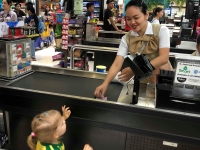 ccdc_bhs_2018_toddlers_visit_grocery_06
