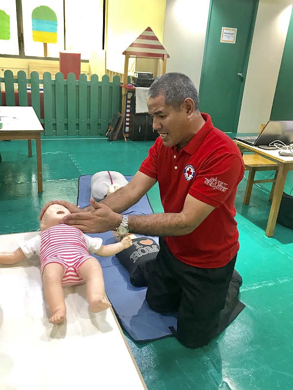 First Aid Training demonstration